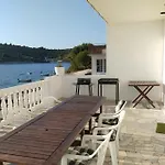 Kanica Seaside Roko 10 M From Sea Sevid