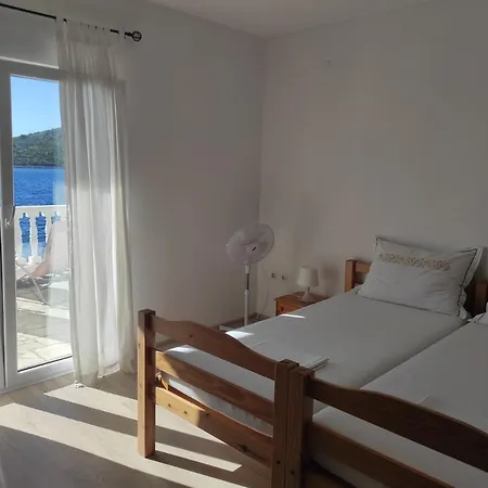 Apartamento Kanica Seaside Roko 10 M From Sea Sevid