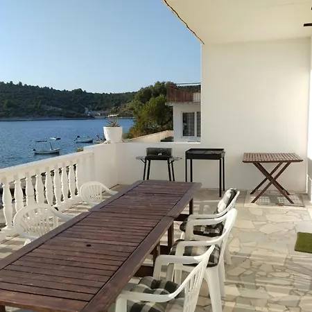 Kanica Seaside Roko 10 M From Sea Sevid