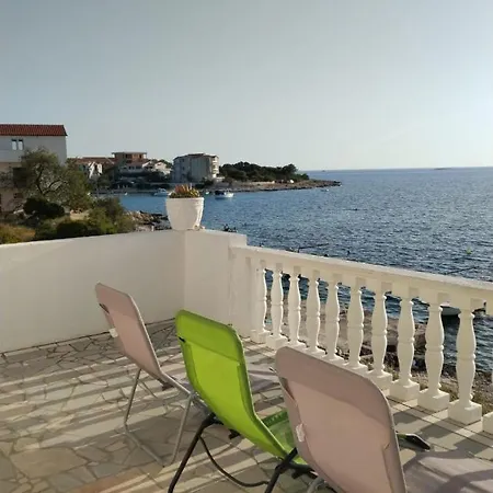 Kanica Seaside Roko 10 M From Sea شقة سيفيد
