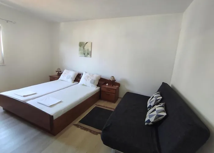 Kanica Seaside Roko 10 M From Sea Apartman